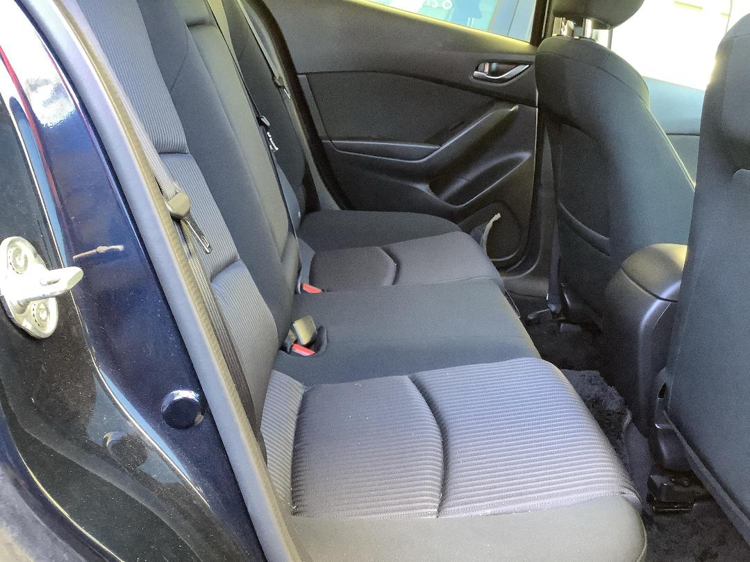 Photo '10' of Mazda Axela Sport Photo '10' of Mazda Axela Sport