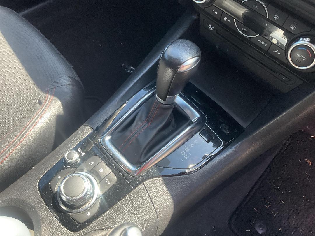 Photo '14' of Mazda Axela Skyactiv Photo '14' of Mazda Axela Skyactiv