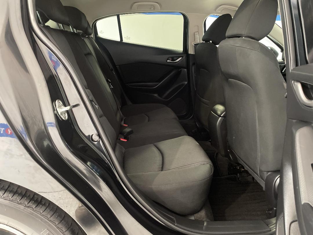 Photo '20' of Mazda Axela Photo '20' of Mazda Axela