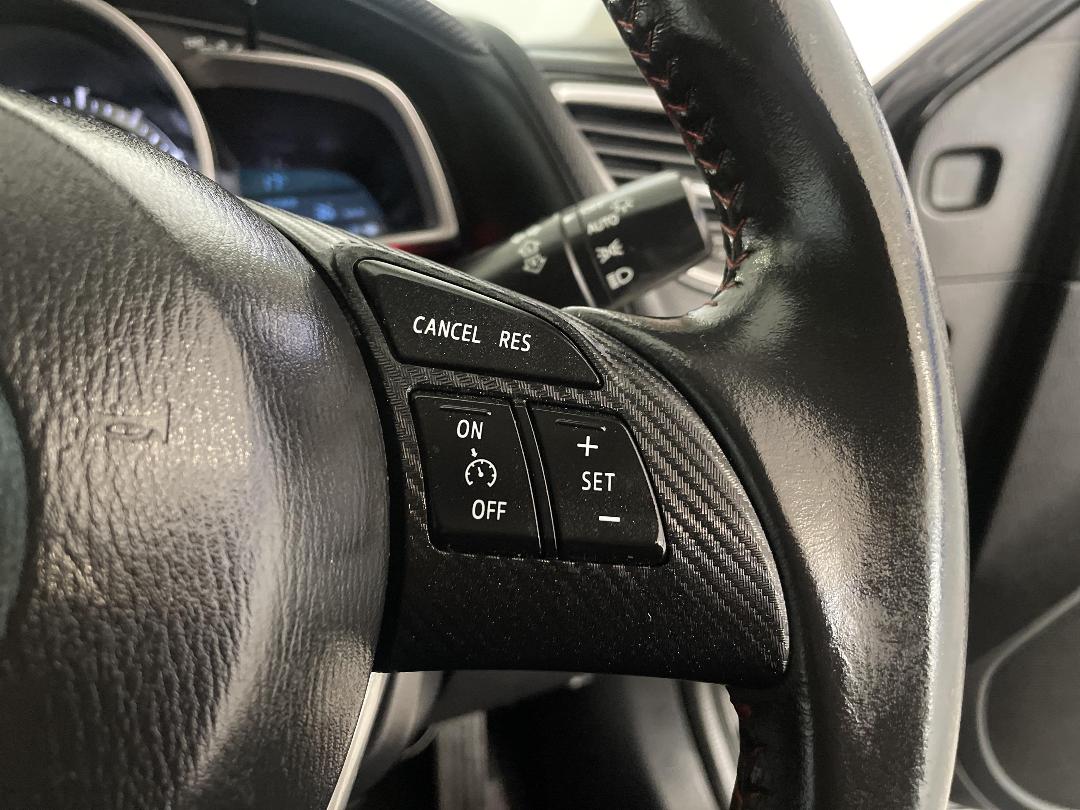 Photo '25' of Mazda Axela Photo '25' of Mazda Axela