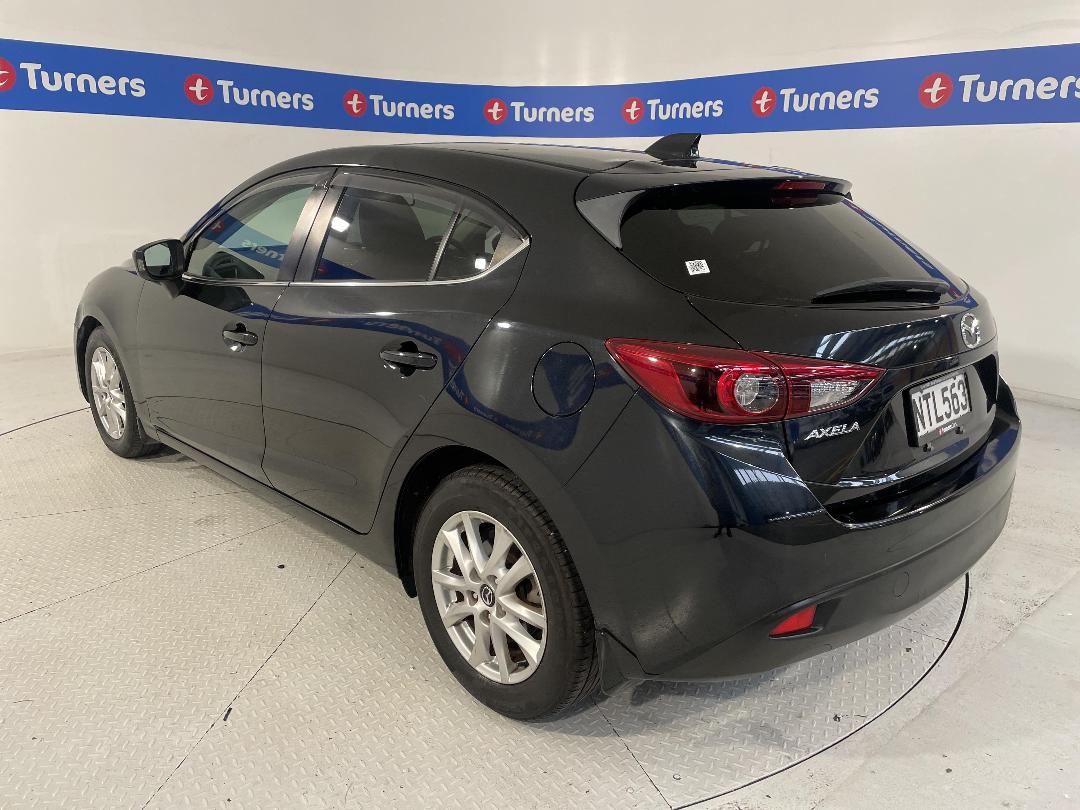 Photo '5' of Mazda Axela Photo '5' of Mazda Axela