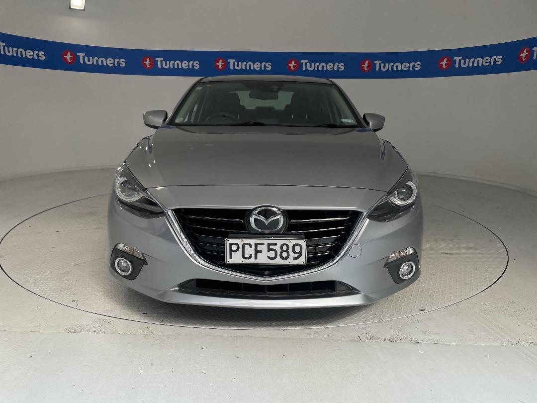 Photo '2' of Mazda Axela