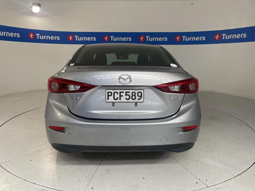 Photo '6' of Mazda Axela