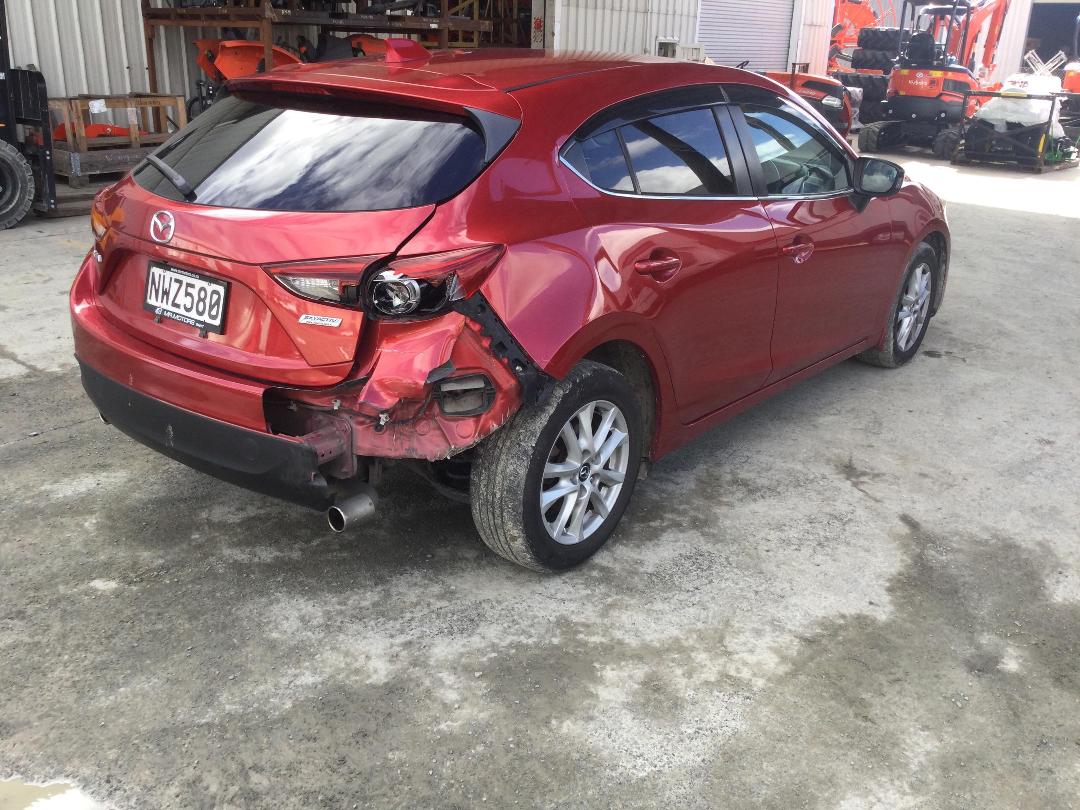 Photo '7' of Mazda Axela