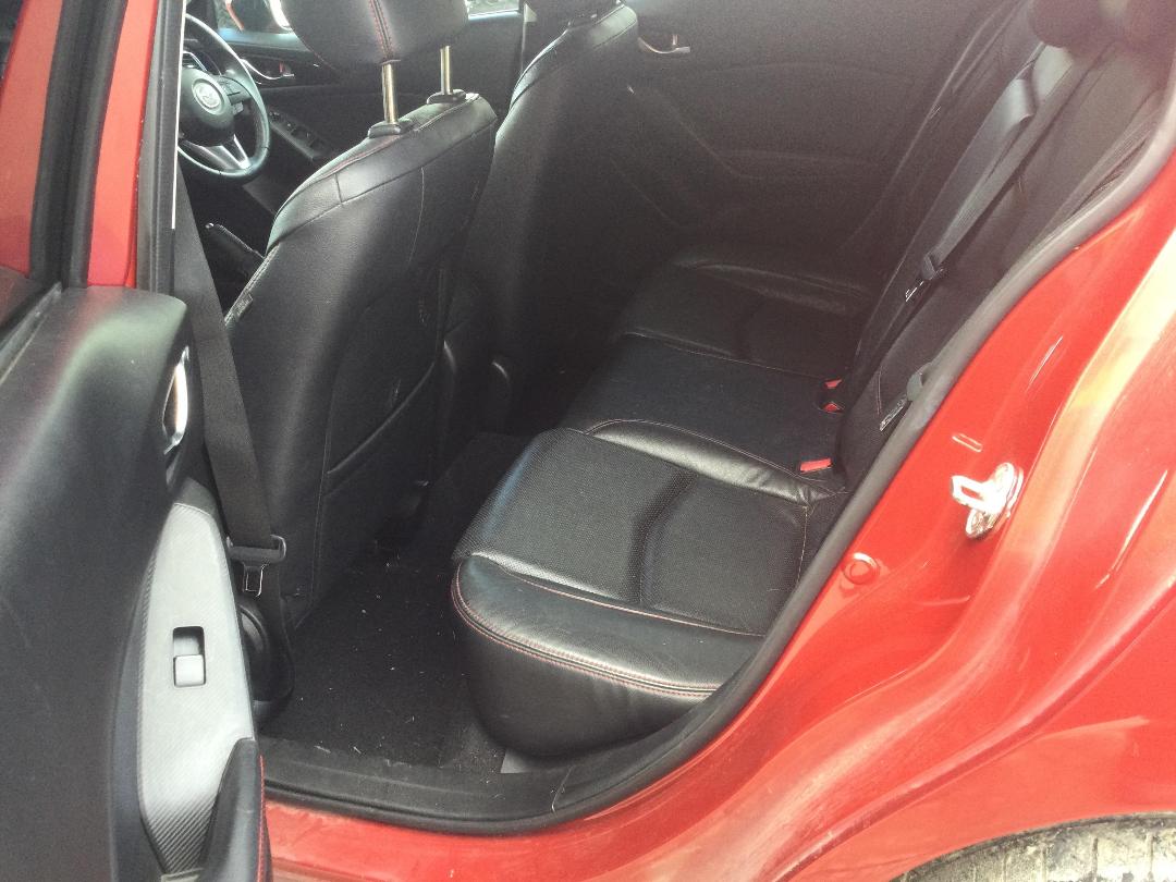 Photo '20' of Mazda Axela