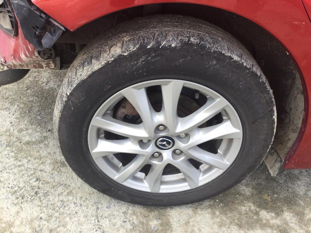 Photo '24' of Mazda Axela