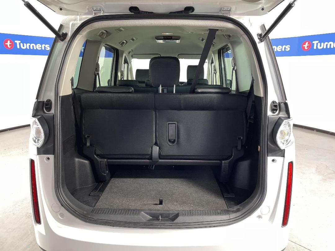 Photo '14' of Mazda Biante Photo '14' of Mazda Biante