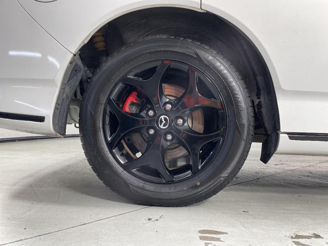 Photo '12' of Mazda Biante Photo '12' of Mazda Biante