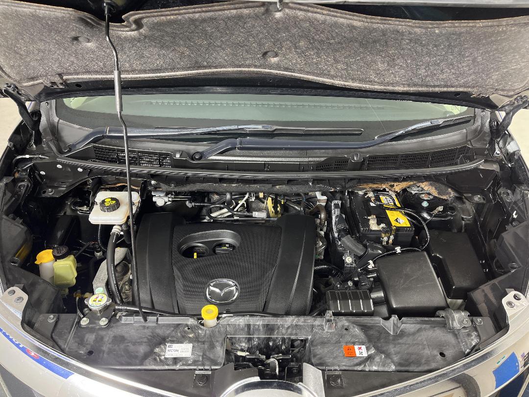 Photo '13' of Mazda Biante Photo '13' of Mazda Biante