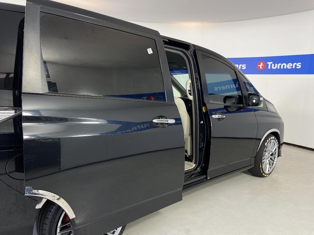 Photo '19' of Mazda Biante Photo '19' of Mazda Biante