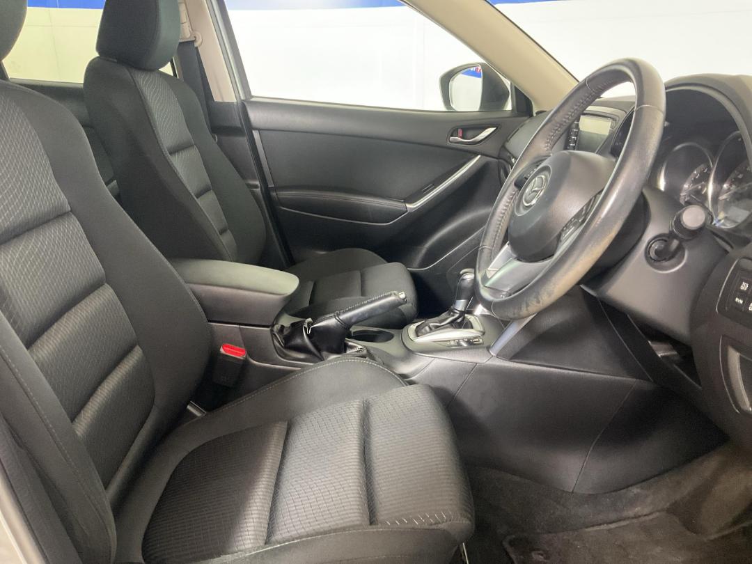 Photo '16' of Mazda CX-5