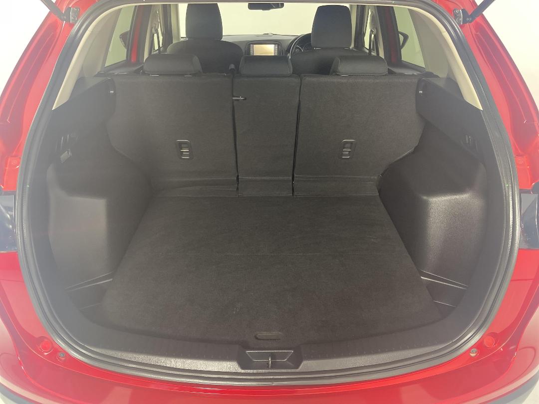 Photo '14' of Mazda CX-5