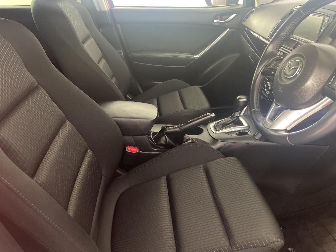 Photo '16' of Mazda CX-5