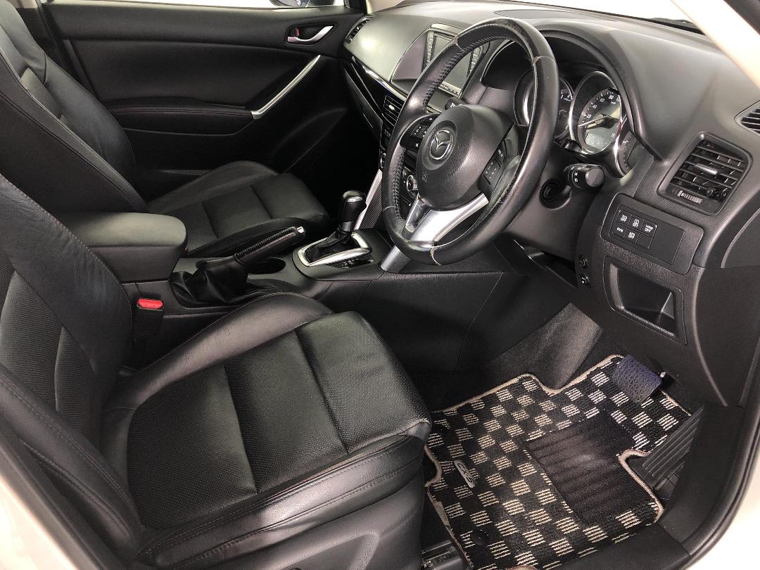 Photo '16' of Mazda CX-5