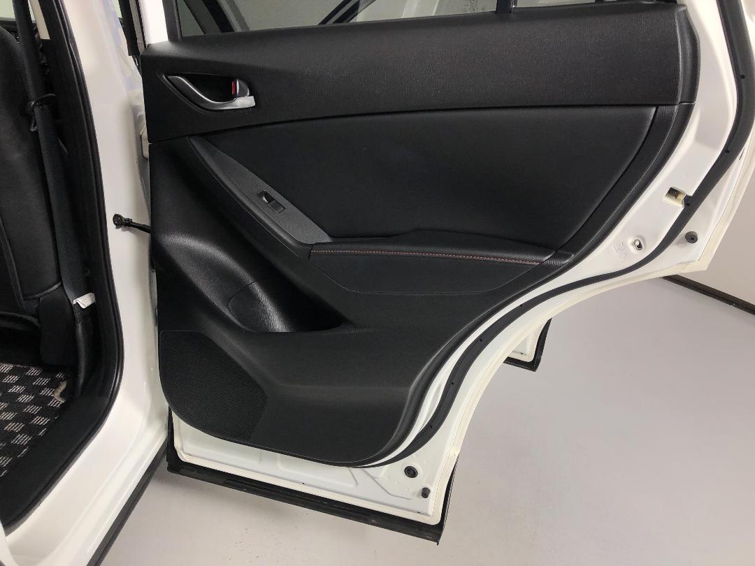 Photo '19' of Mazda CX-5