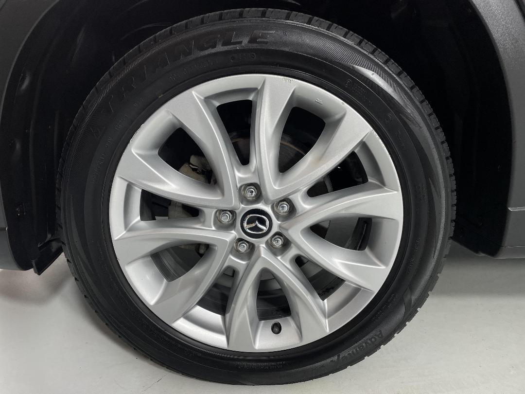 Photo '10' of Mazda CX-5