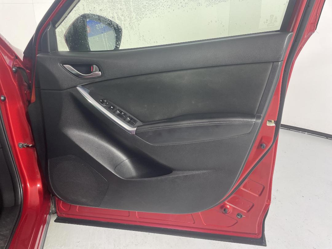 Photo '15' of Mazda CX-5