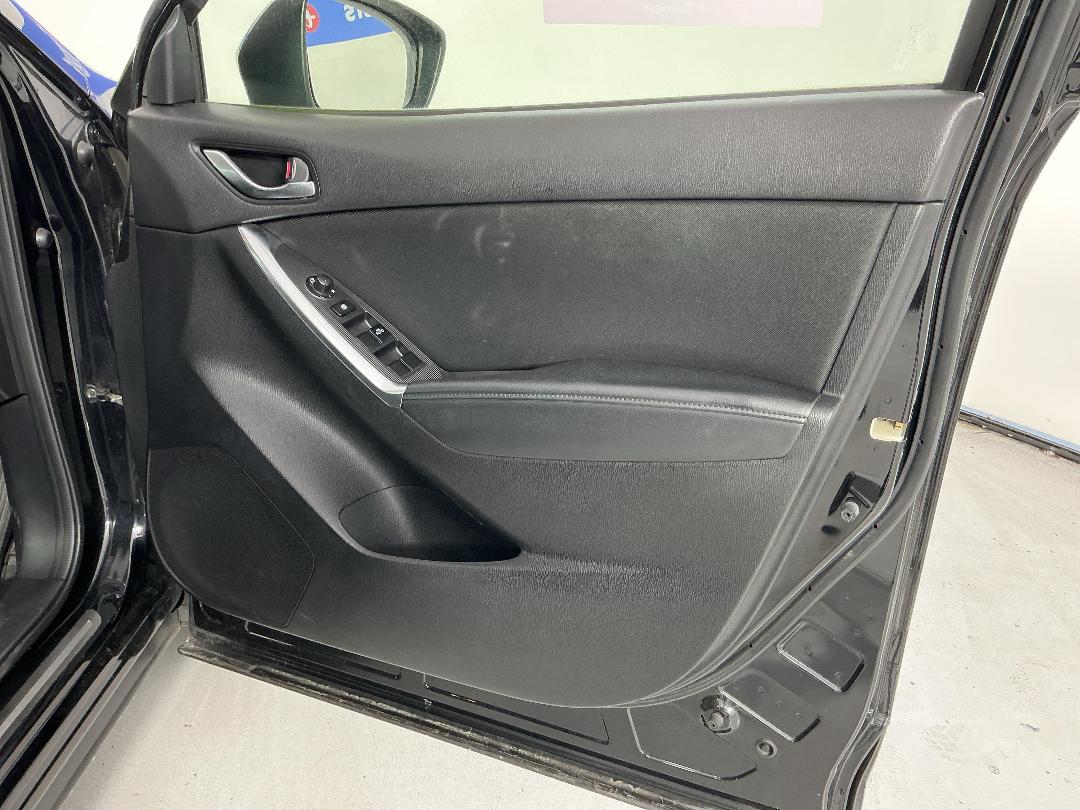 Photo '13' of Mazda CX-5 Photo '13' of Mazda CX-5