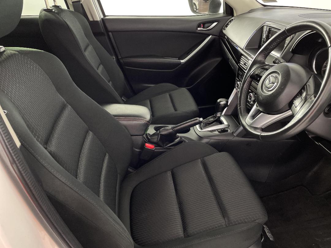 Photo '16' of Mazda CX-5