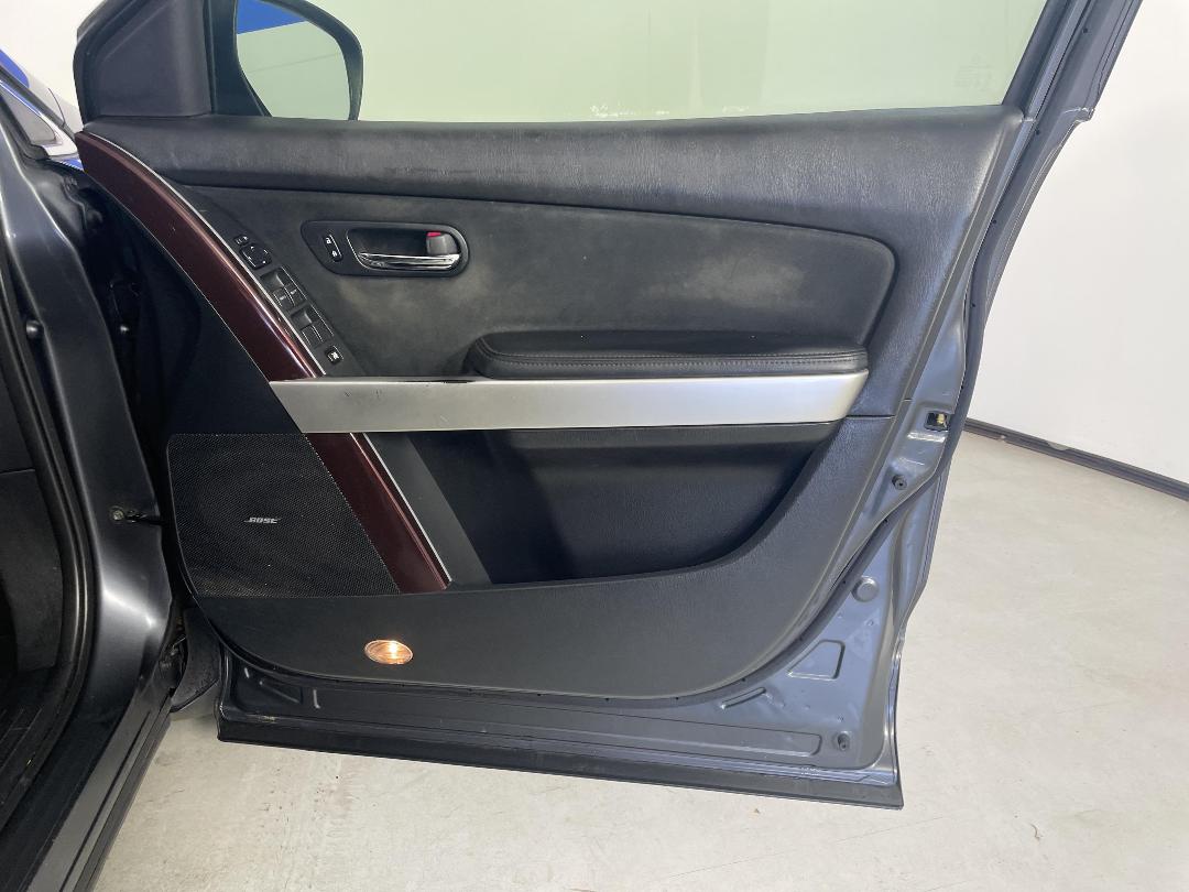 Photo '15' of Mazda CX-9