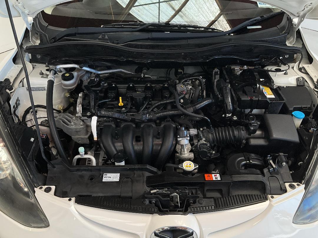 Photo '13' of Mazda Demio Photo '13' of Mazda Demio