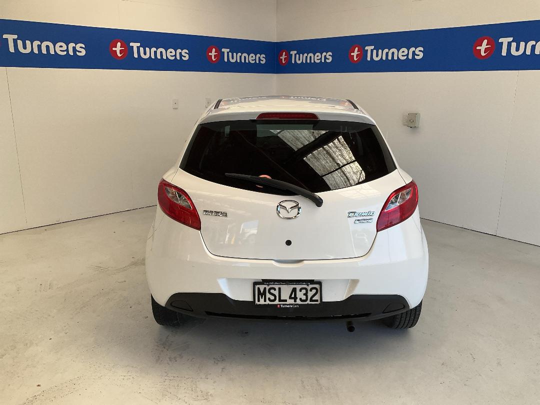 Photo '6' of Mazda Demio Photo '6' of Mazda Demio