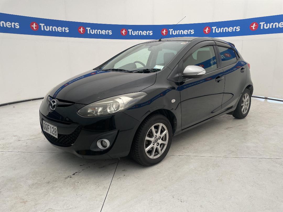 Photo '4' of Mazda Demio Photo '4' of Mazda Demio