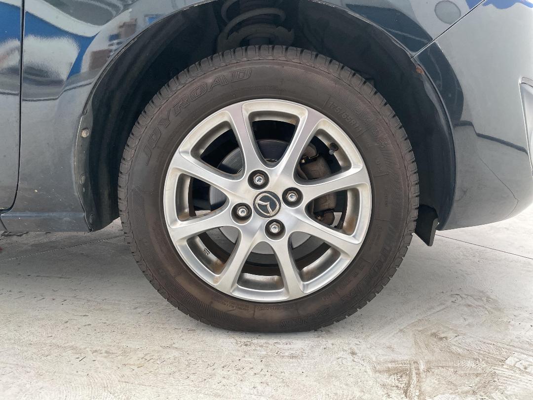 Photo '9' of Mazda Demio Photo '9' of Mazda Demio