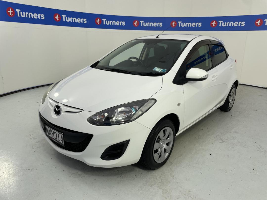 Photo '4' of Mazda Demio