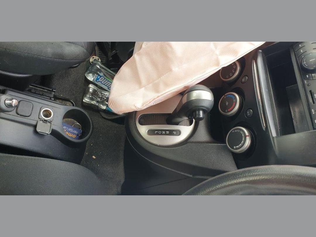 Photo '4' of Mazda Demio