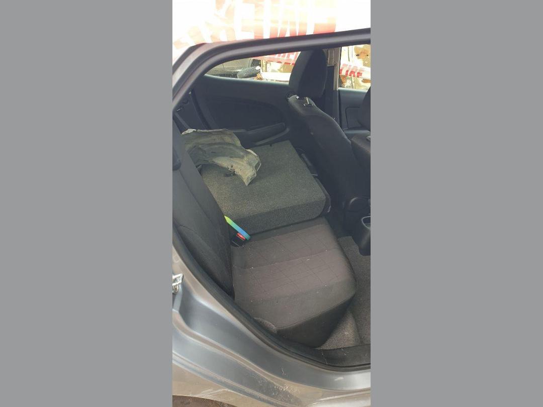 Photo '8' of Mazda Demio