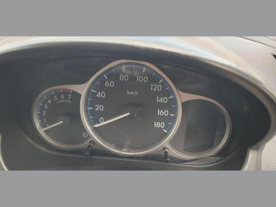 Photo '15' of Mazda Demio