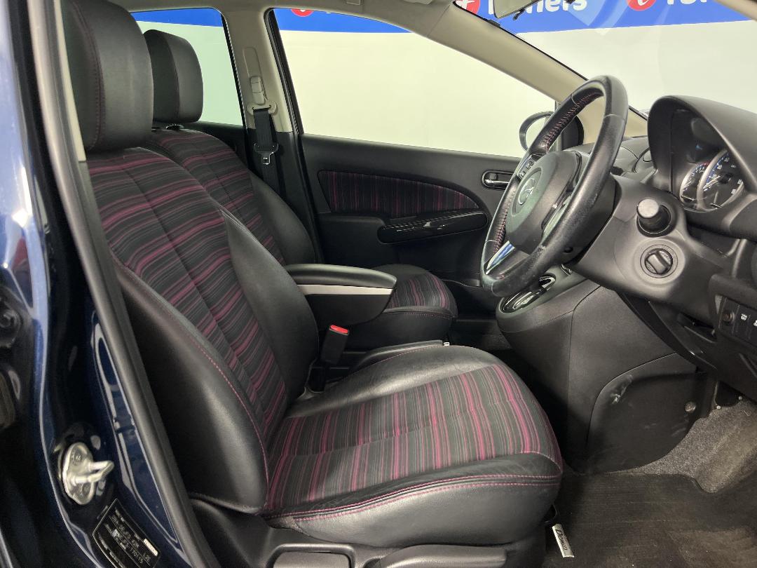 Photo '16' of Mazda Demio