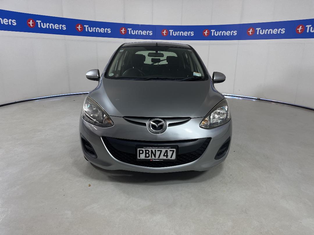 Photo '2' of Mazda Demio