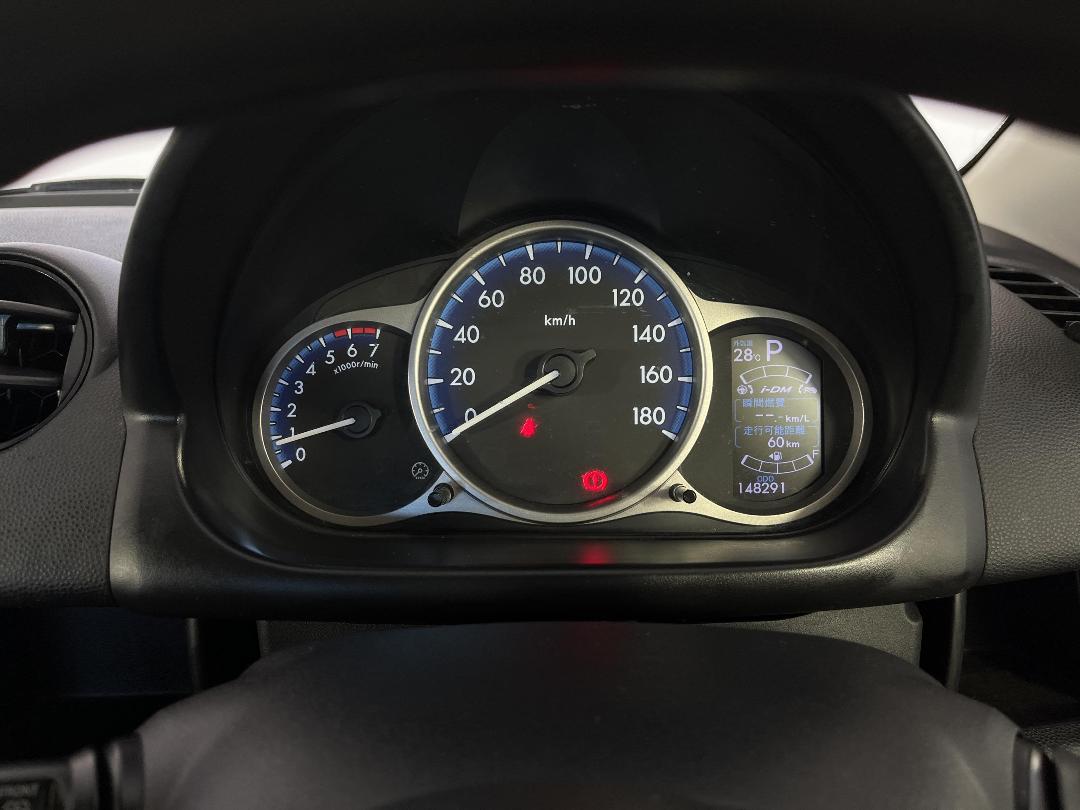 Photo '21' of Mazda Demio