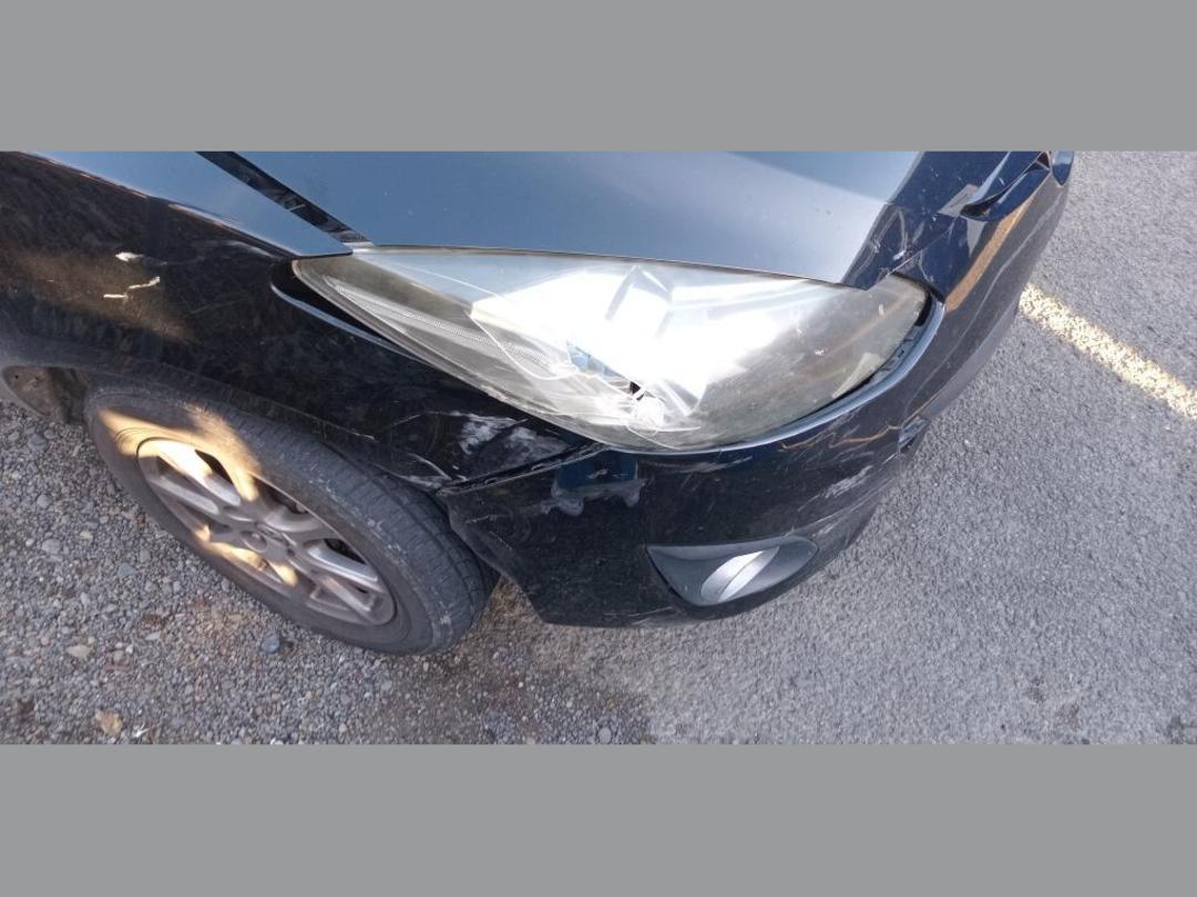 Photo '4' of Mazda Demio