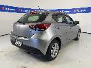 Thumbnail '7' of Mazda Demio