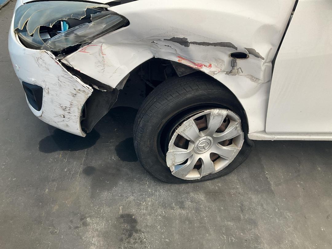 Photo '6' of Mazda Demio