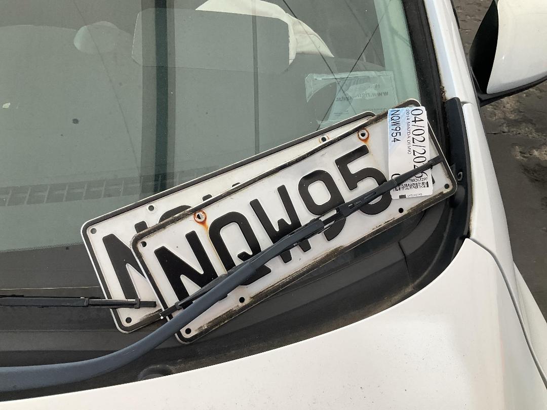 Photo '22' of Mazda Demio