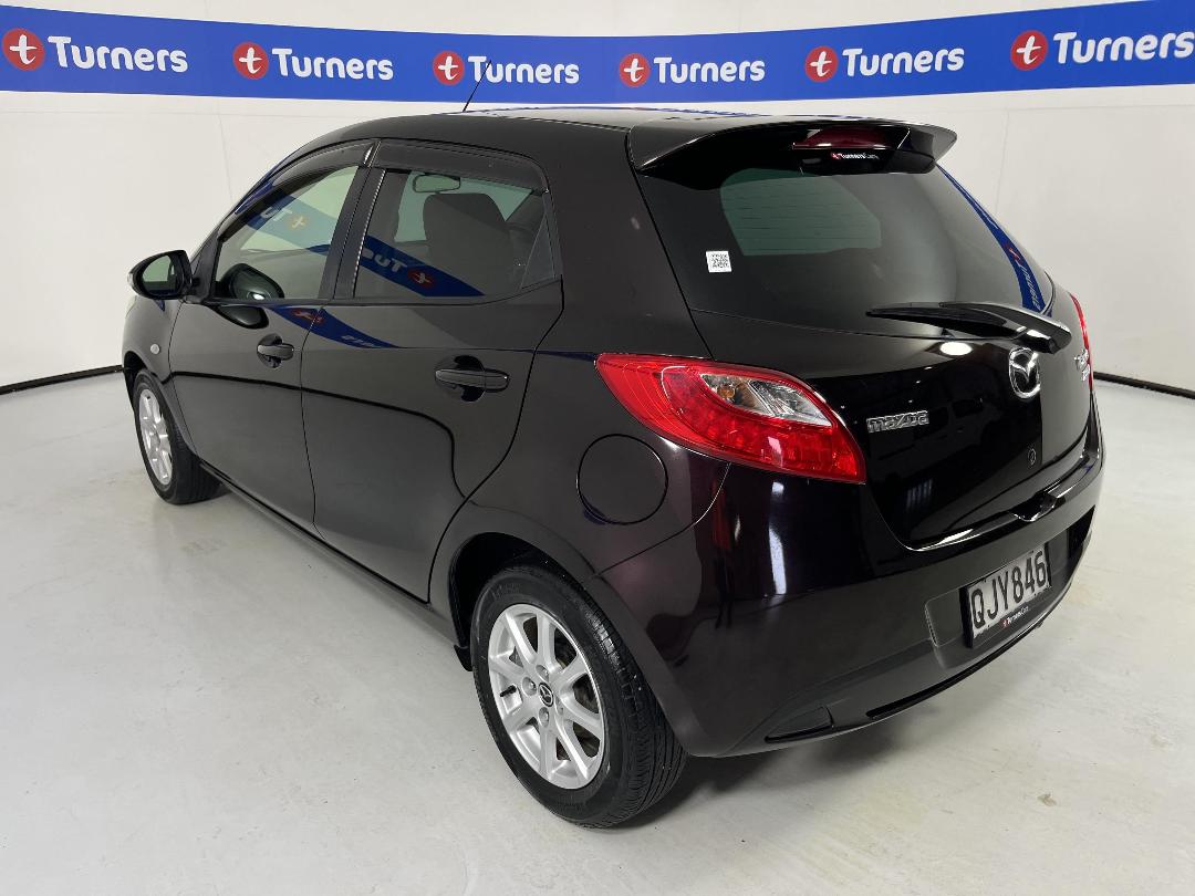 Photo '5' of Mazda Demio Photo '5' of Mazda Demio