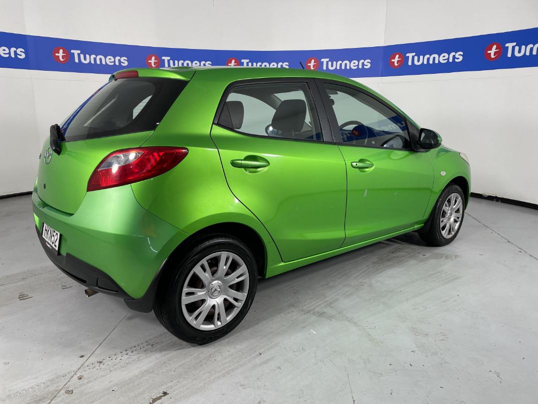 Photo '7' of Mazda Mazda2 Photo '7' of Mazda Mazda2