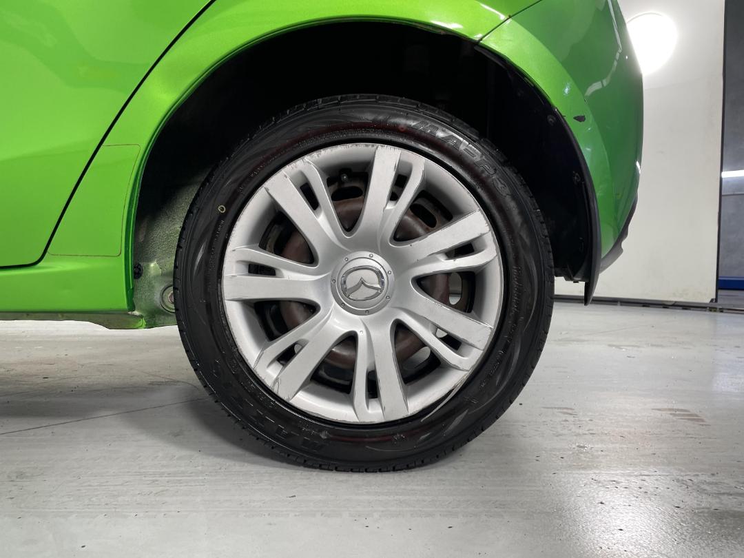 Photo '11' of Mazda Mazda2 Photo '11' of Mazda Mazda2