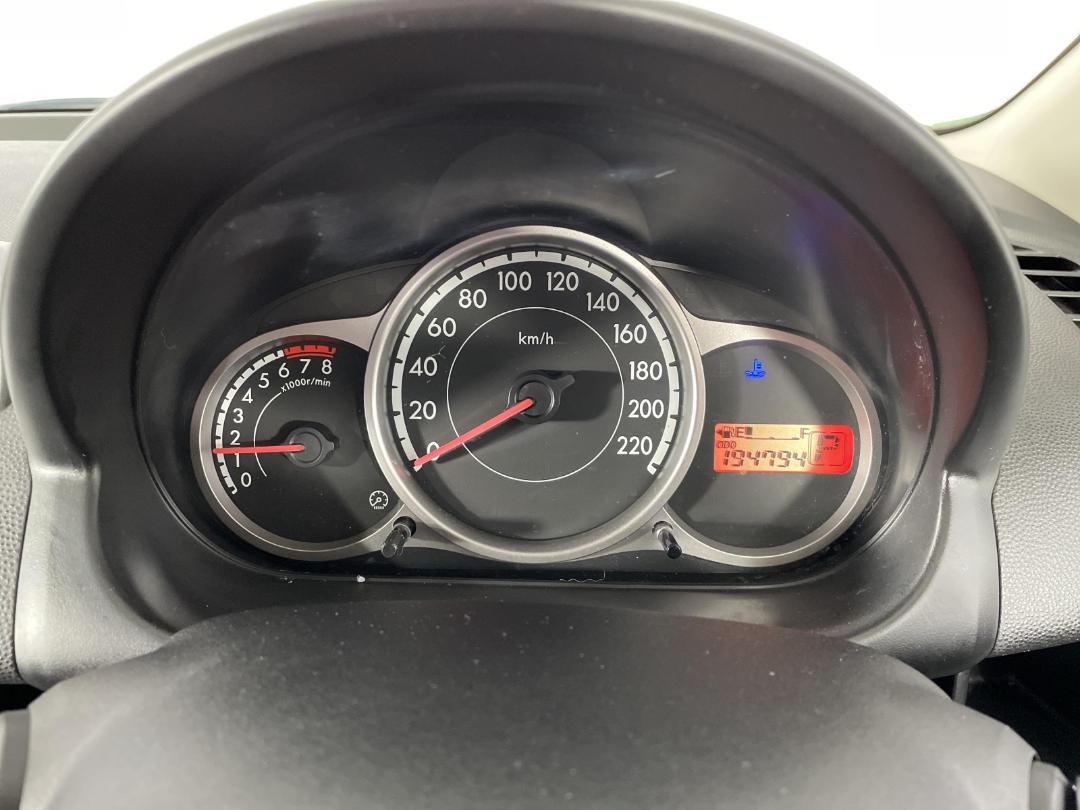 Photo '21' of Mazda Mazda2 Photo '21' of Mazda Mazda2