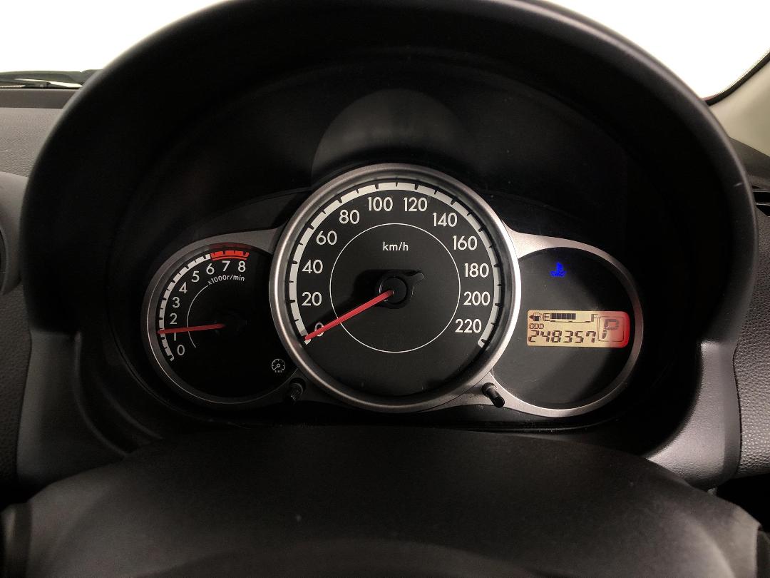 Photo '21' of Mazda Mazda2 Photo '21' of Mazda Mazda2