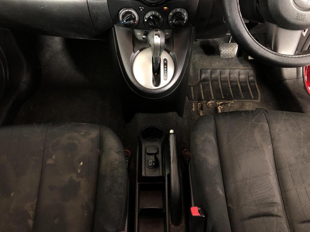 Photo '18' of Mazda Mazda2 Photo '18' of Mazda Mazda2