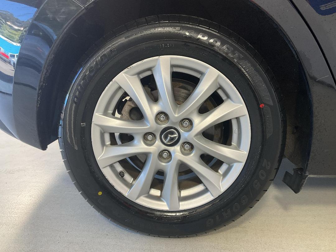 Photo '12' of Mazda Mazda3 Photo '12' of Mazda Mazda3