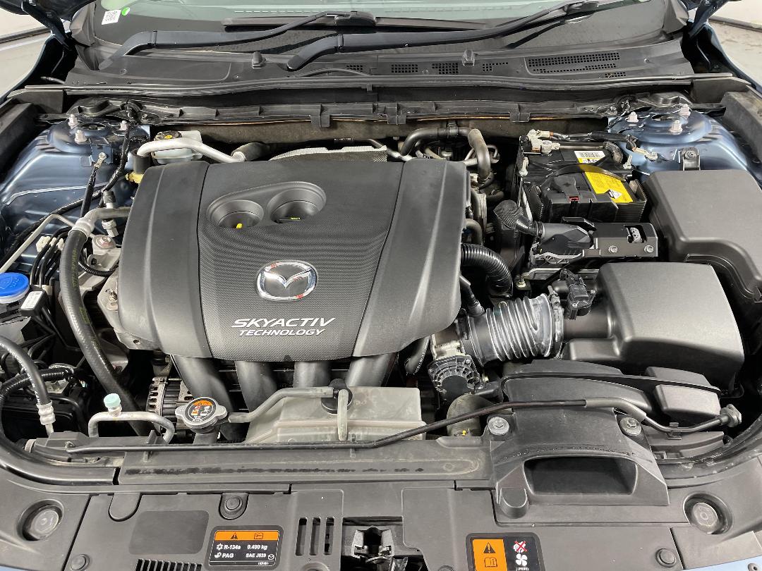 Photo '13' of Mazda Mazda3 Photo '13' of Mazda Mazda3