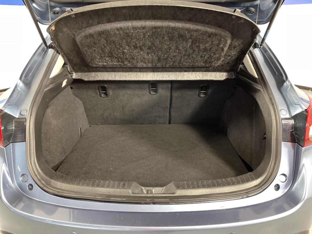 Photo '14' of Mazda Mazda3 Photo '14' of Mazda Mazda3