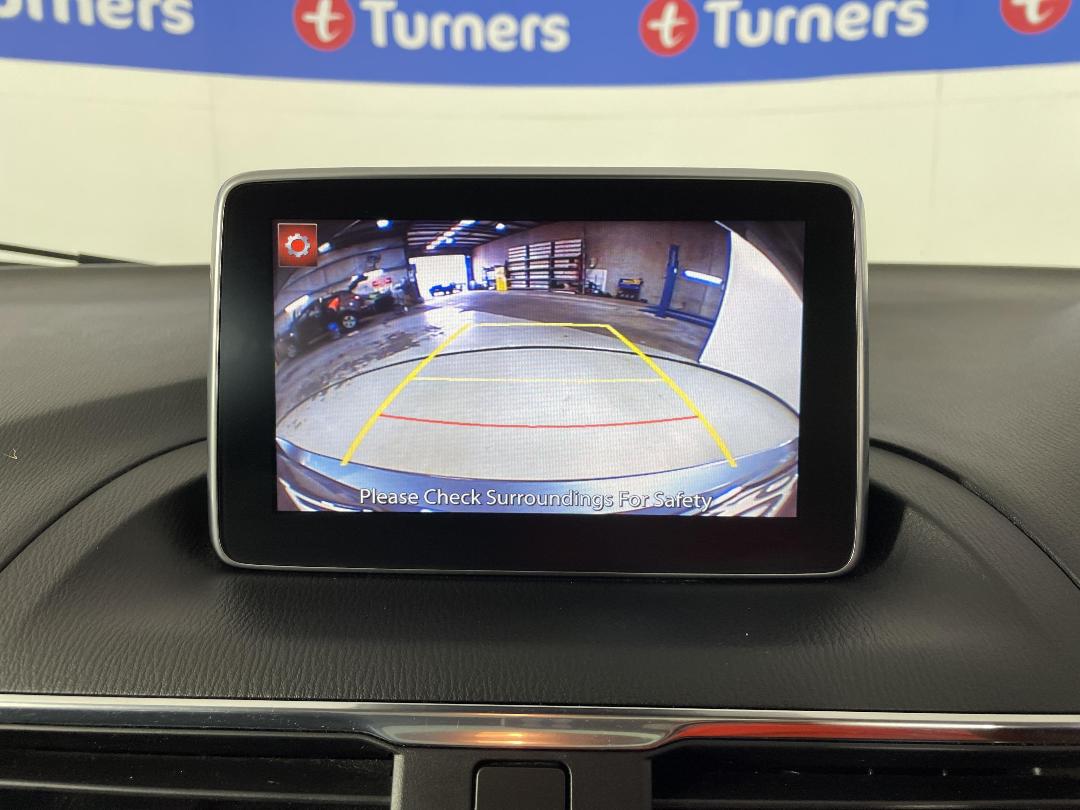 Photo '33' of Mazda Mazda3 Photo '33' of Mazda Mazda3