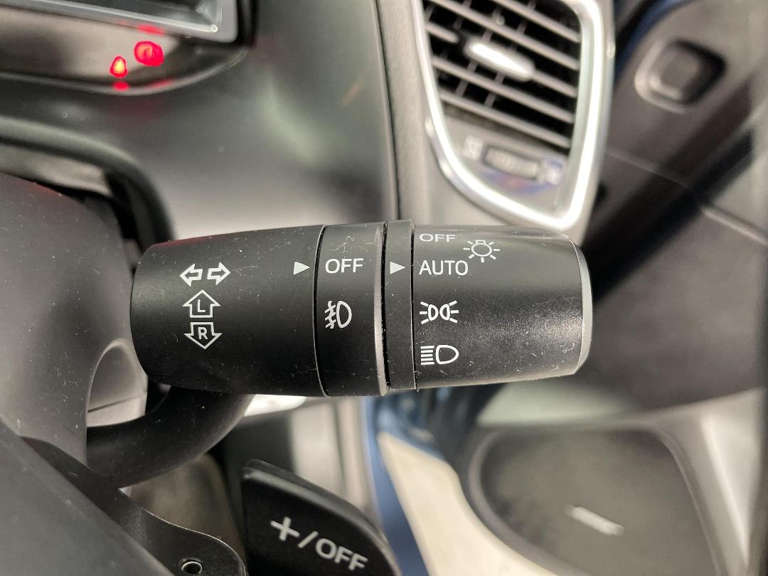 Photo '38' of Mazda Mazda3 Photo '38' of Mazda Mazda3